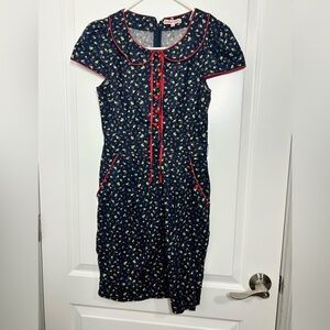 Trollied Dolly Vintage Style Cherry Print collared mini dress size small pin up